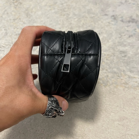 Brand New Faux Leather Quilted Coin Case/Make -Up Case In Black 6” X 4” X 2.5” - Picture 2 of 9